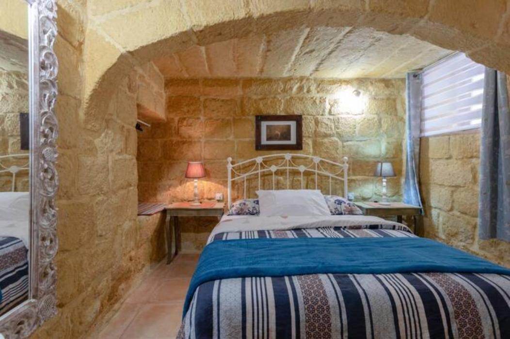 Ta' Frenc Farmhouse Villa Għarb Екстериор снимка