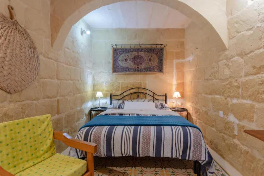 Ta' Frenc Farmhouse Villa Għarb Екстериор снимка